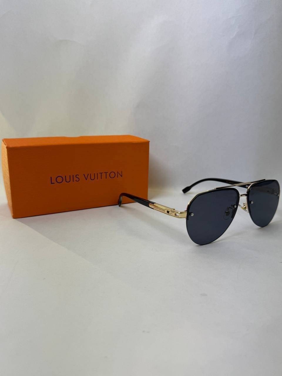 Louis Vuitton Conspiration Pilote Sunglasses